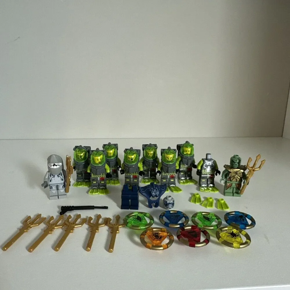 LEGO Atlantis Minifigures: Divers, Shark Warrior, Treasure Keys, Portal Warrior